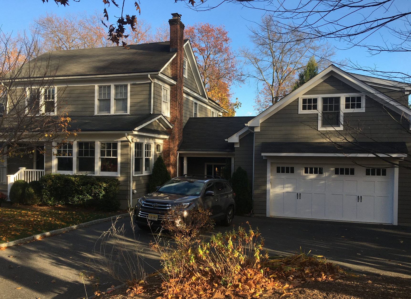 Colonial Home in Chatham, NJ After