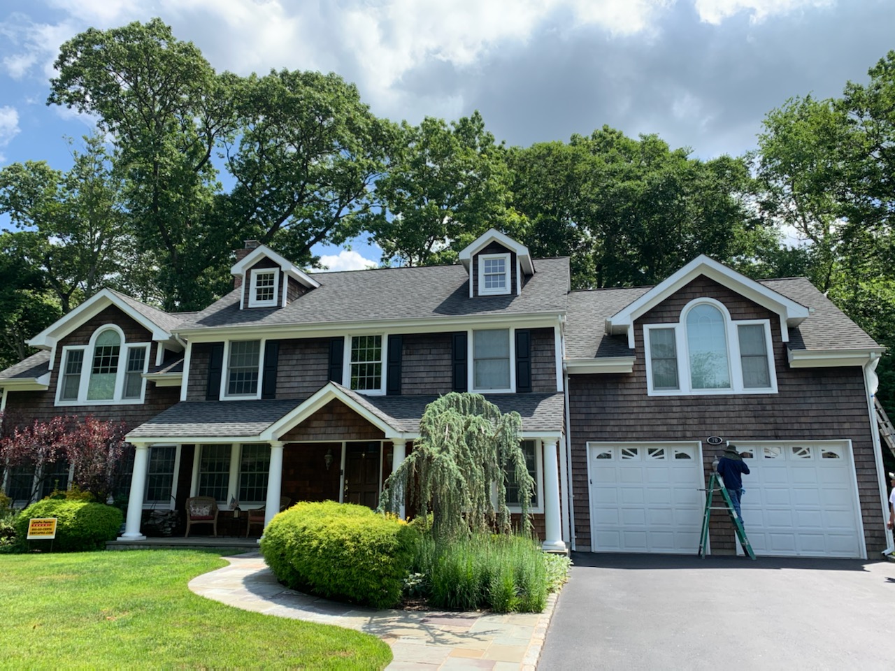 Roslyn, NY – House Staining Before