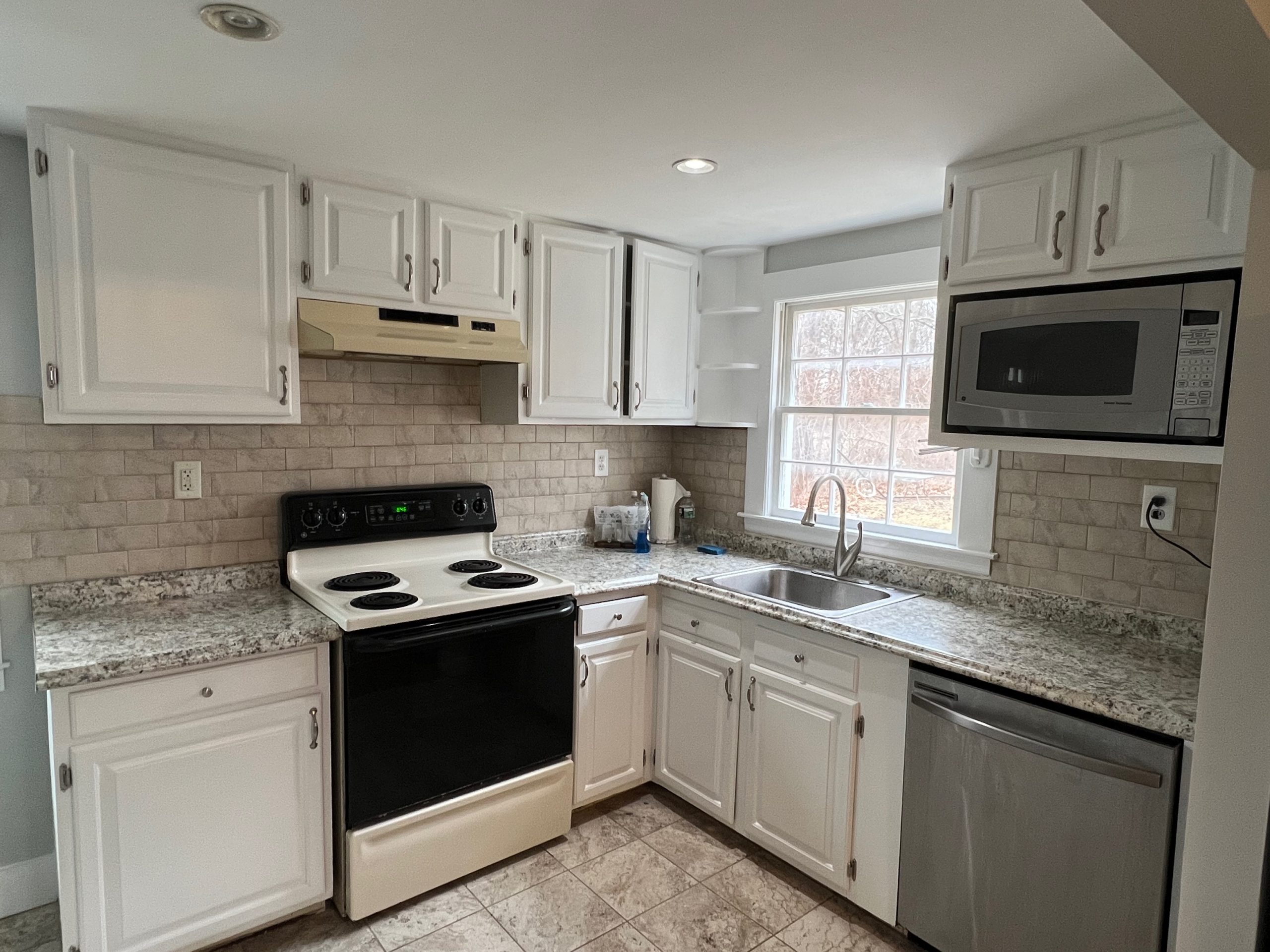 Kitchen Cabinet Painting project