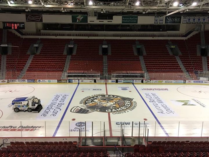 Paint the Ice with the Green Bay Gamblers Hockey - CertaPro Painters of NE Wisconsin