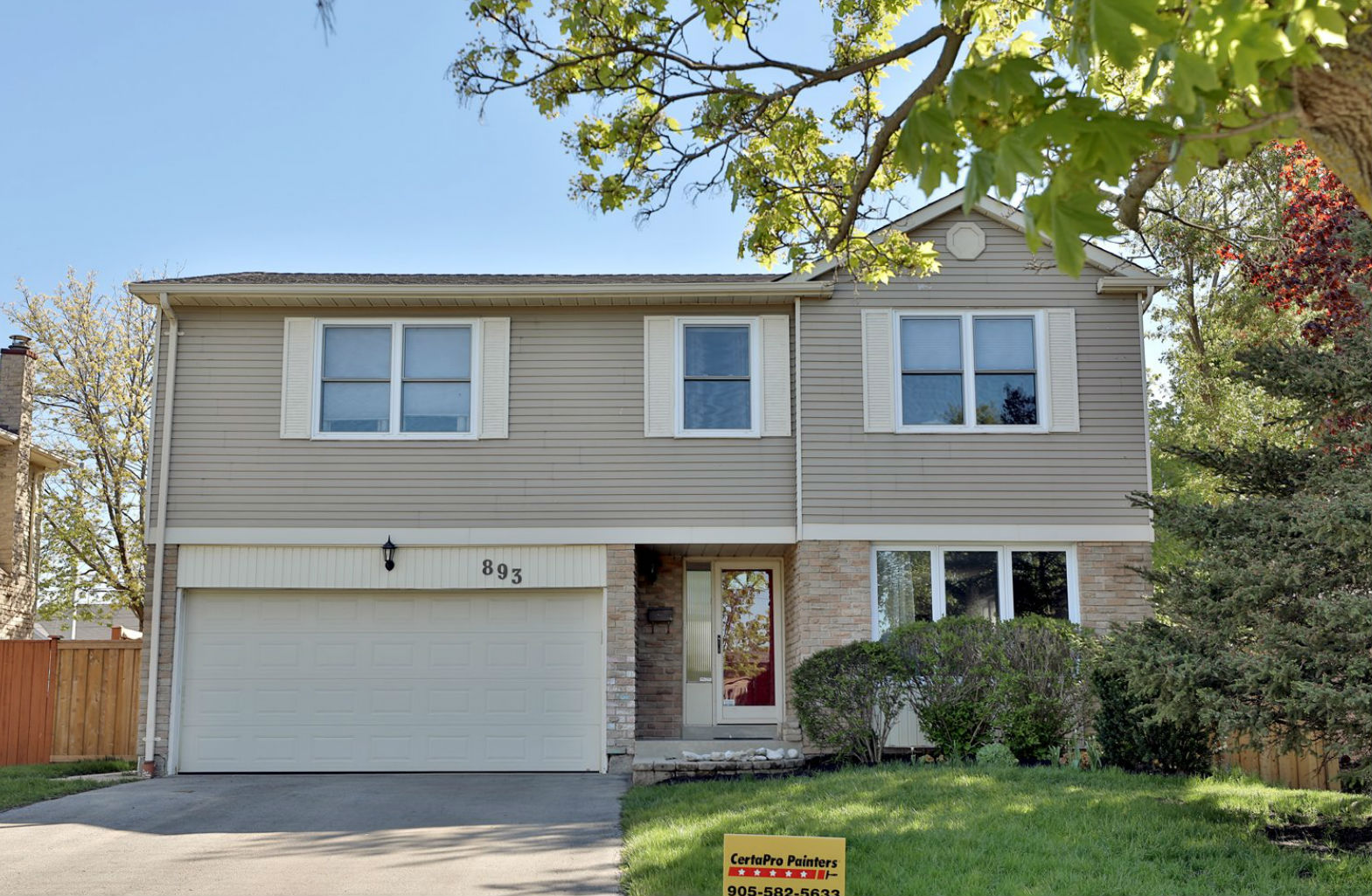 Paintcation Home - Before - Painted by CertaPro Painters of Oakville/Burlington, ON