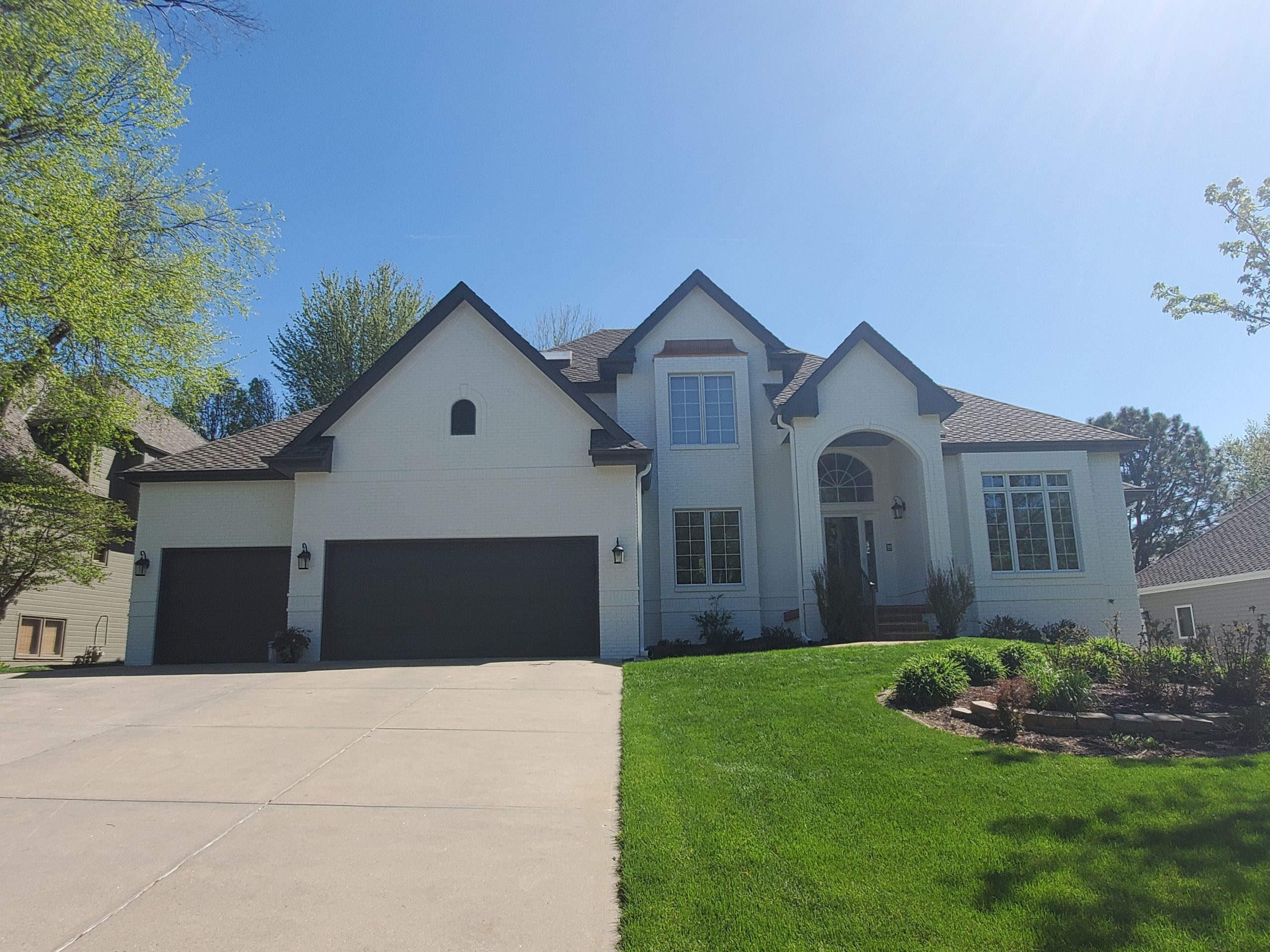 after photo of home that was painted by certapro painters of Omaha