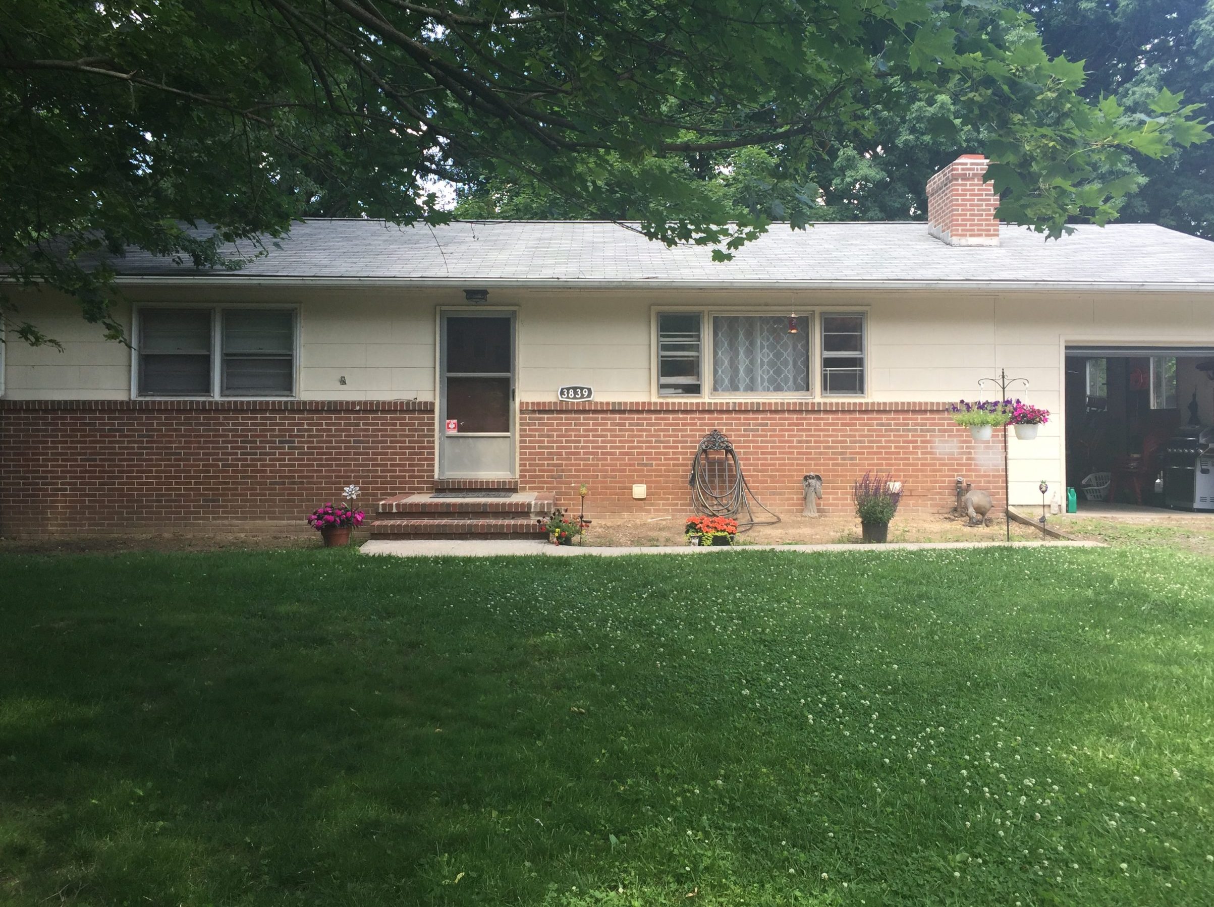 Residential Exterior Refresh Before