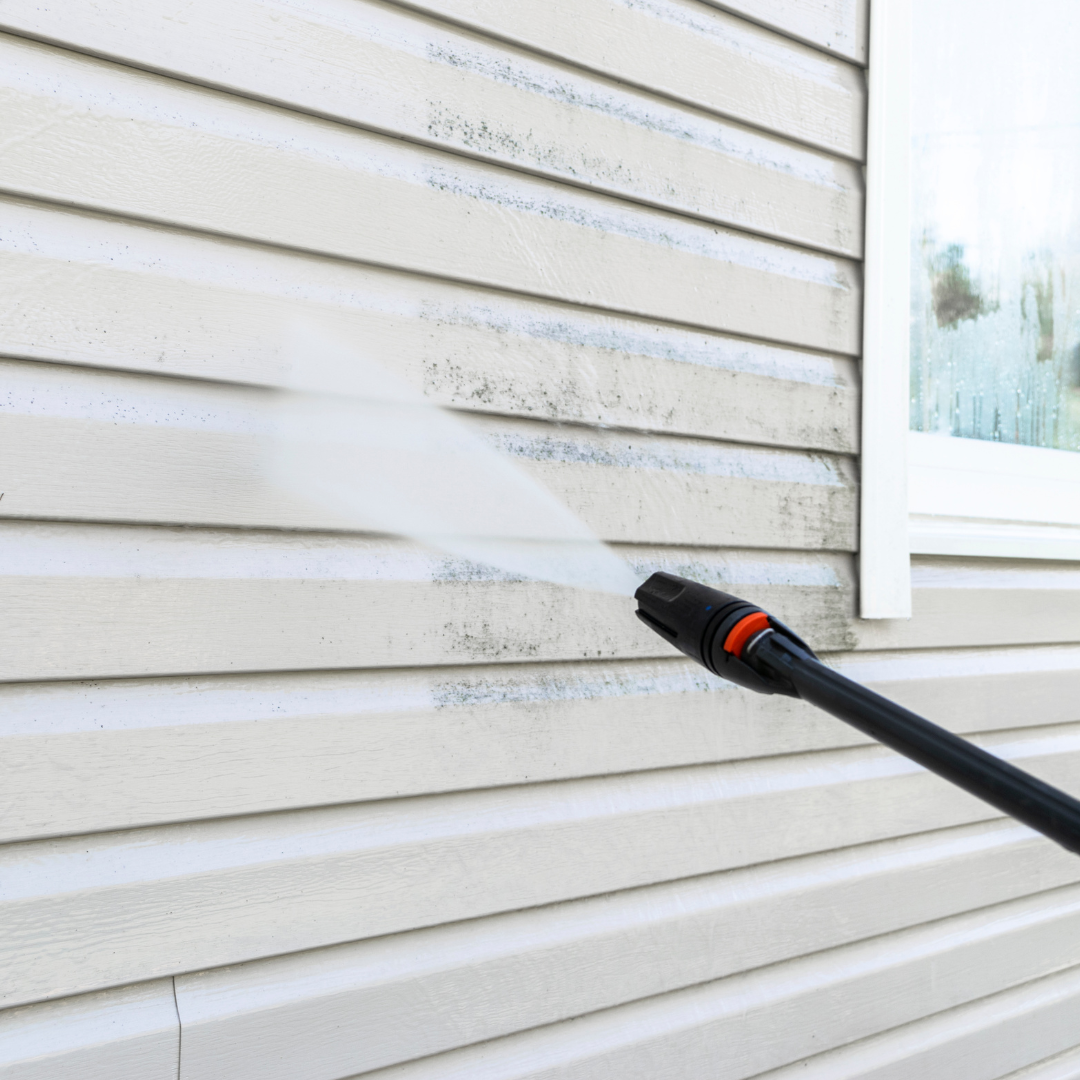 Power Washing Vinyl Siding