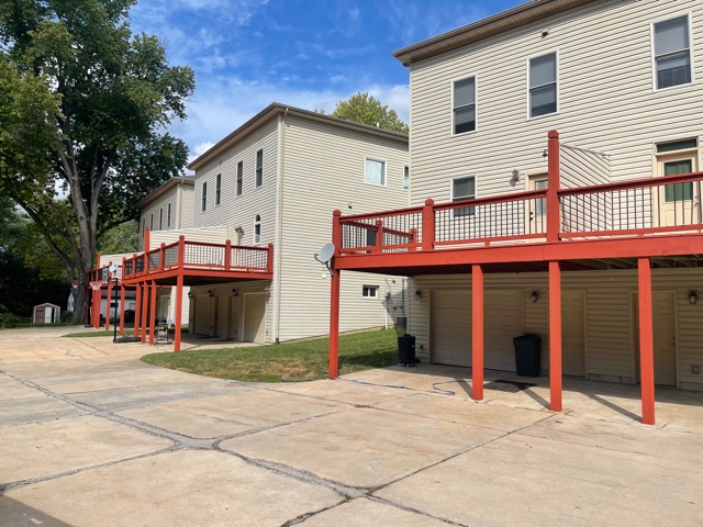 Commercial Deck Restain