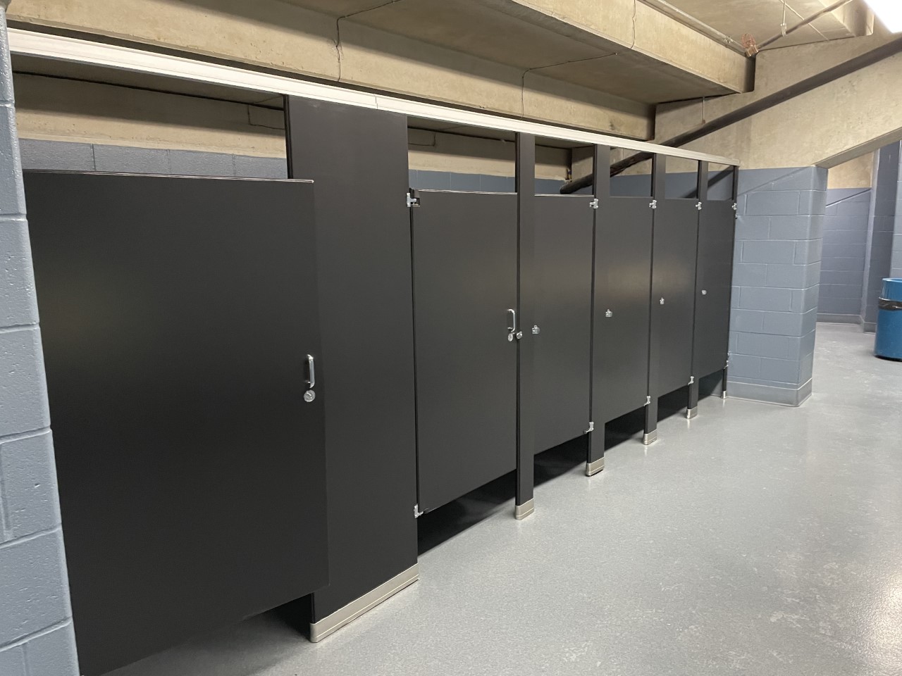 Family Arena Interior Bathroom Painting After