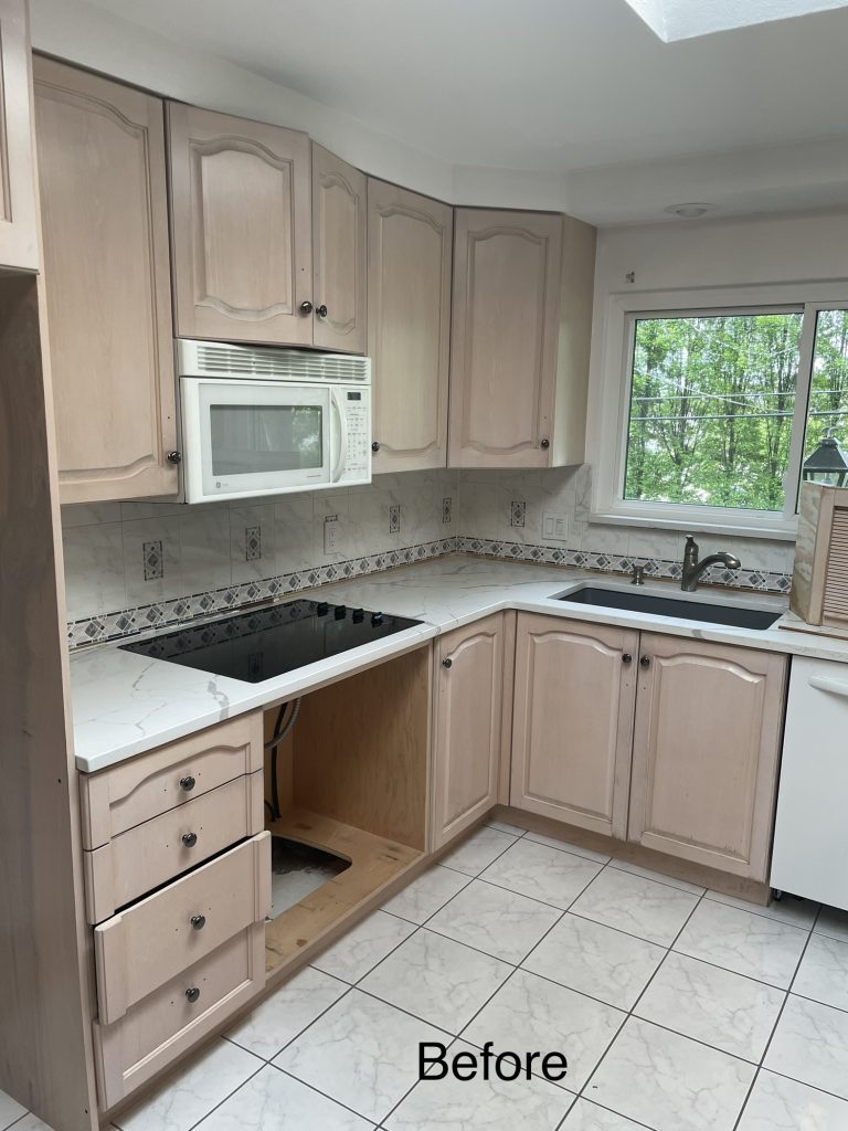 Kitchen Cabinet Transformation in Ballwin Before