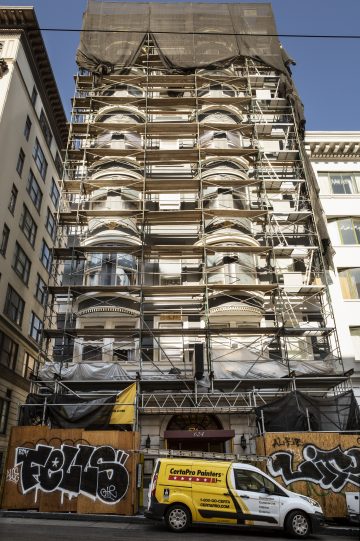 Andrews Hotel before