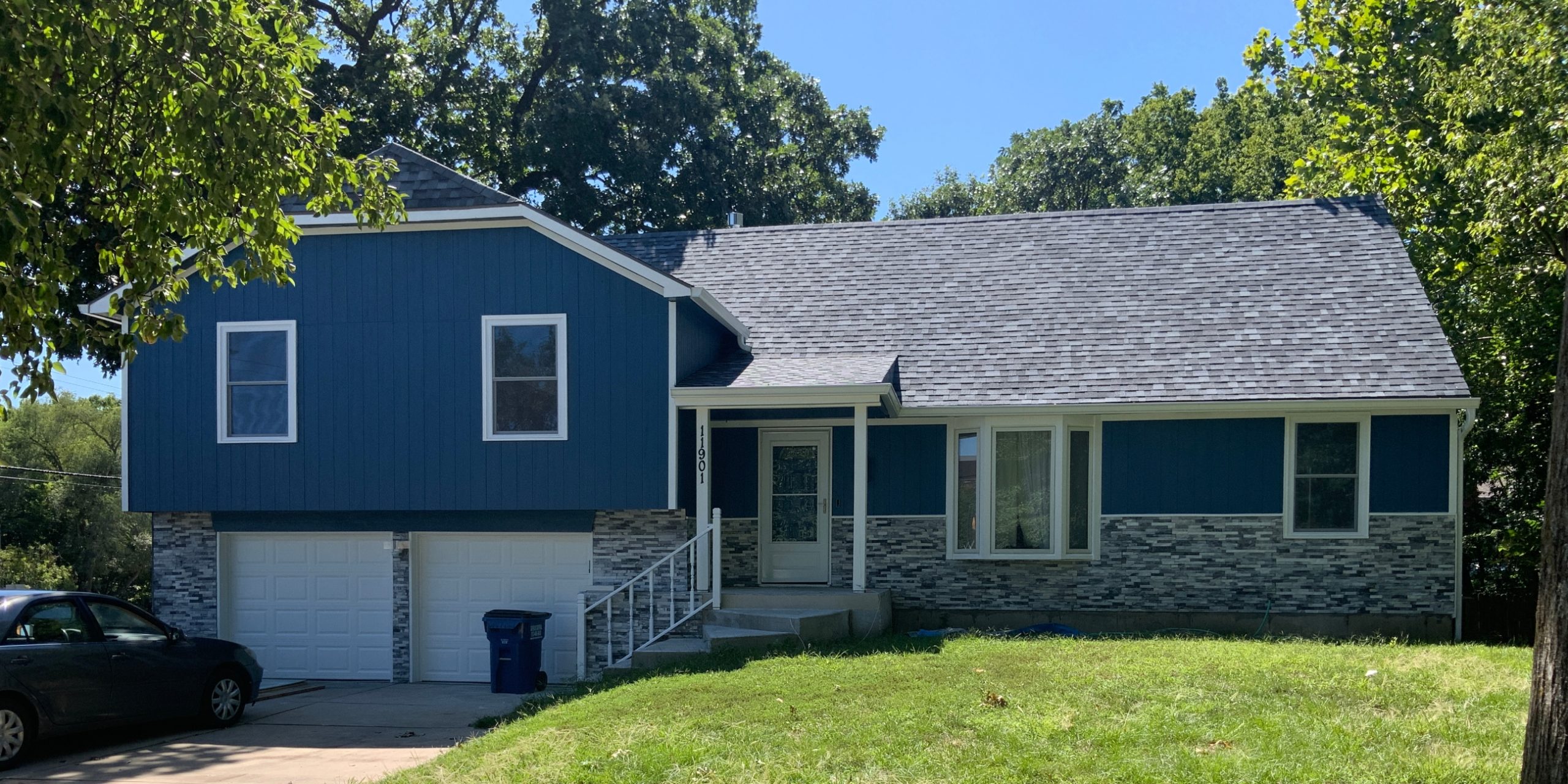Lenexa, KS – Exterior House Painting After