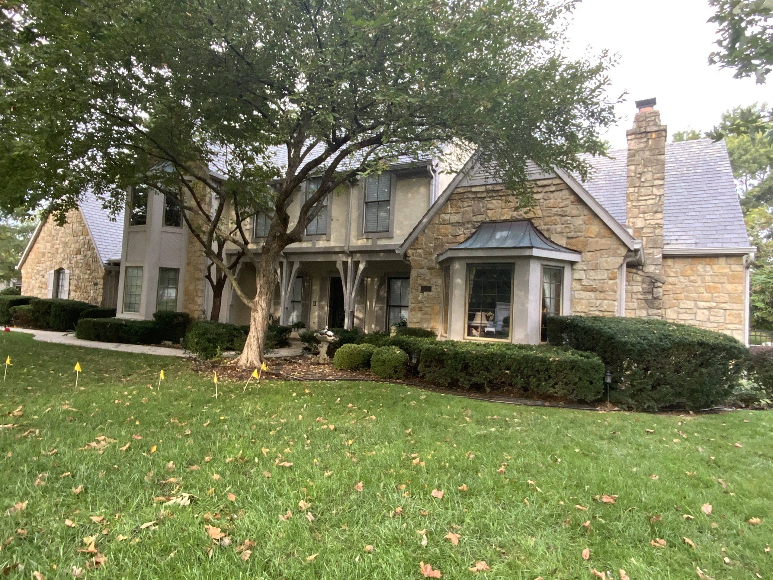 Lenexa, KS – Exterior House Painting Before