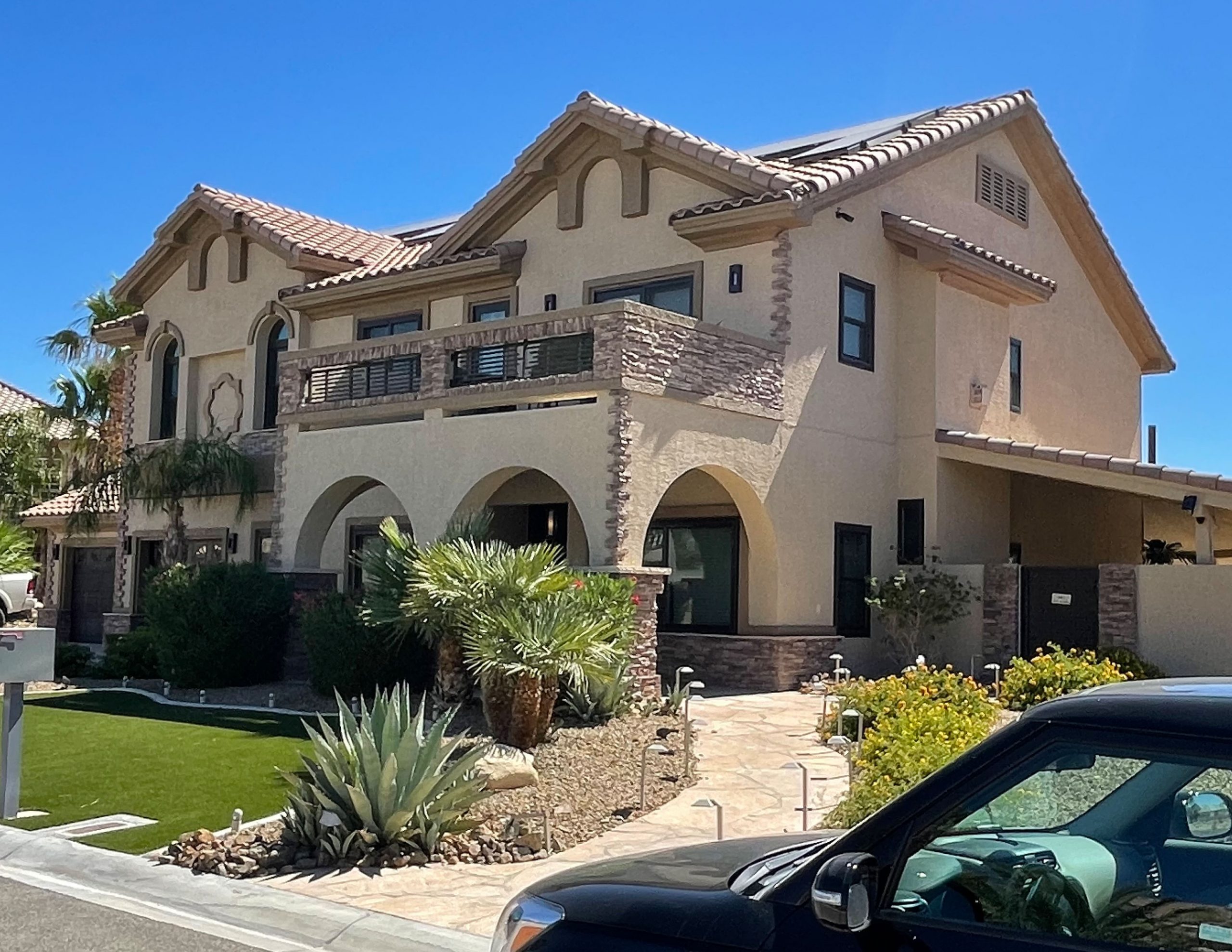 two story stucco home in summerlin