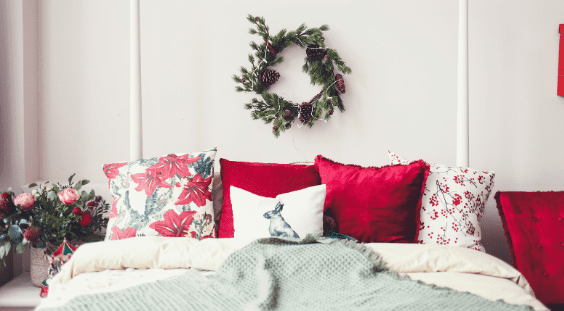 Holiday Decor and Paint Ideas for Wisconsin Homes