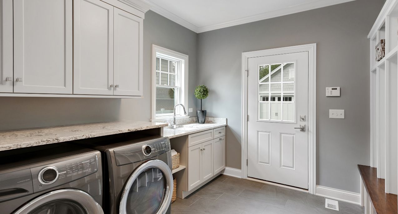 laundry room painting