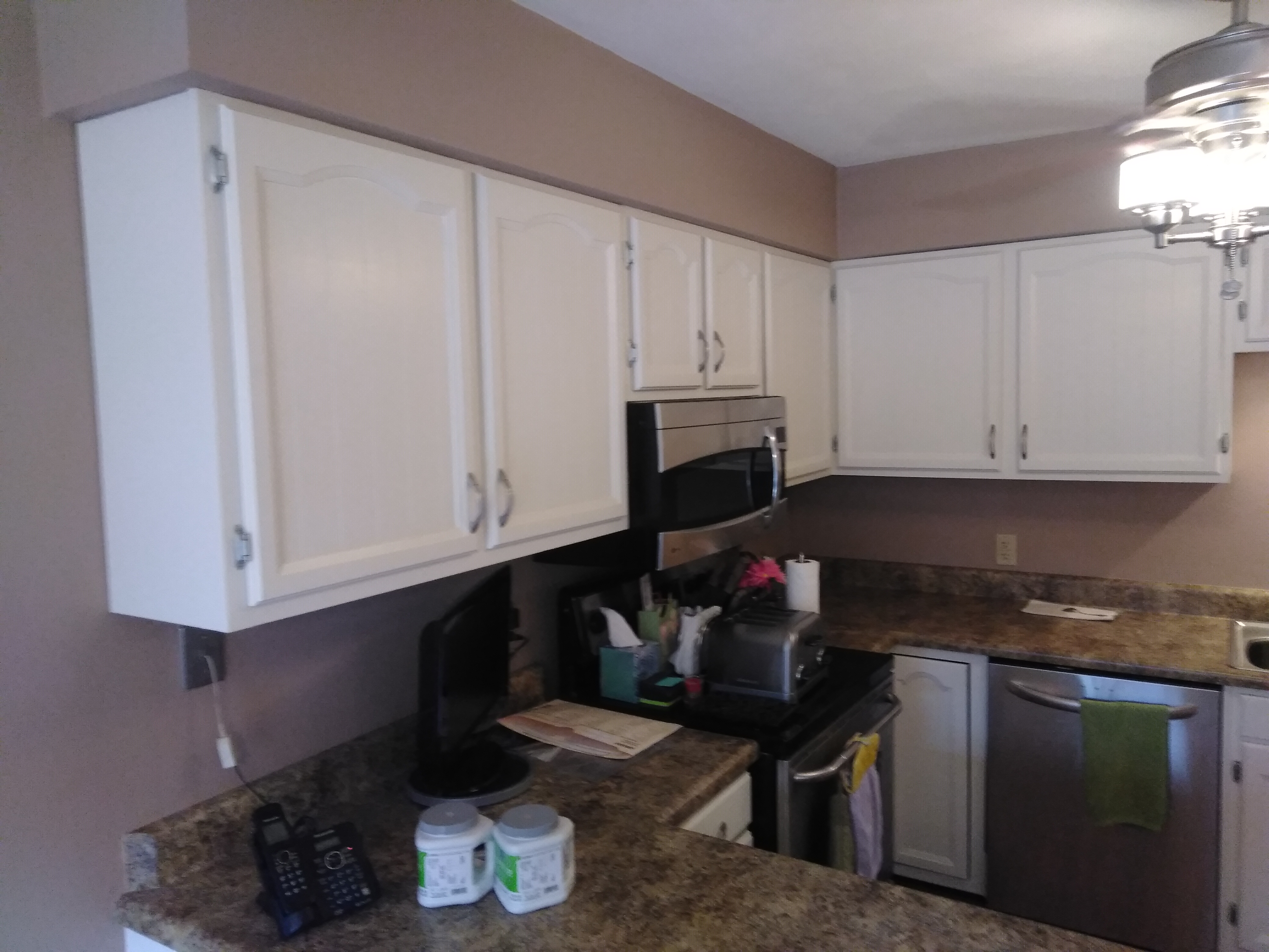 white kitchen cabinets o'fallon il