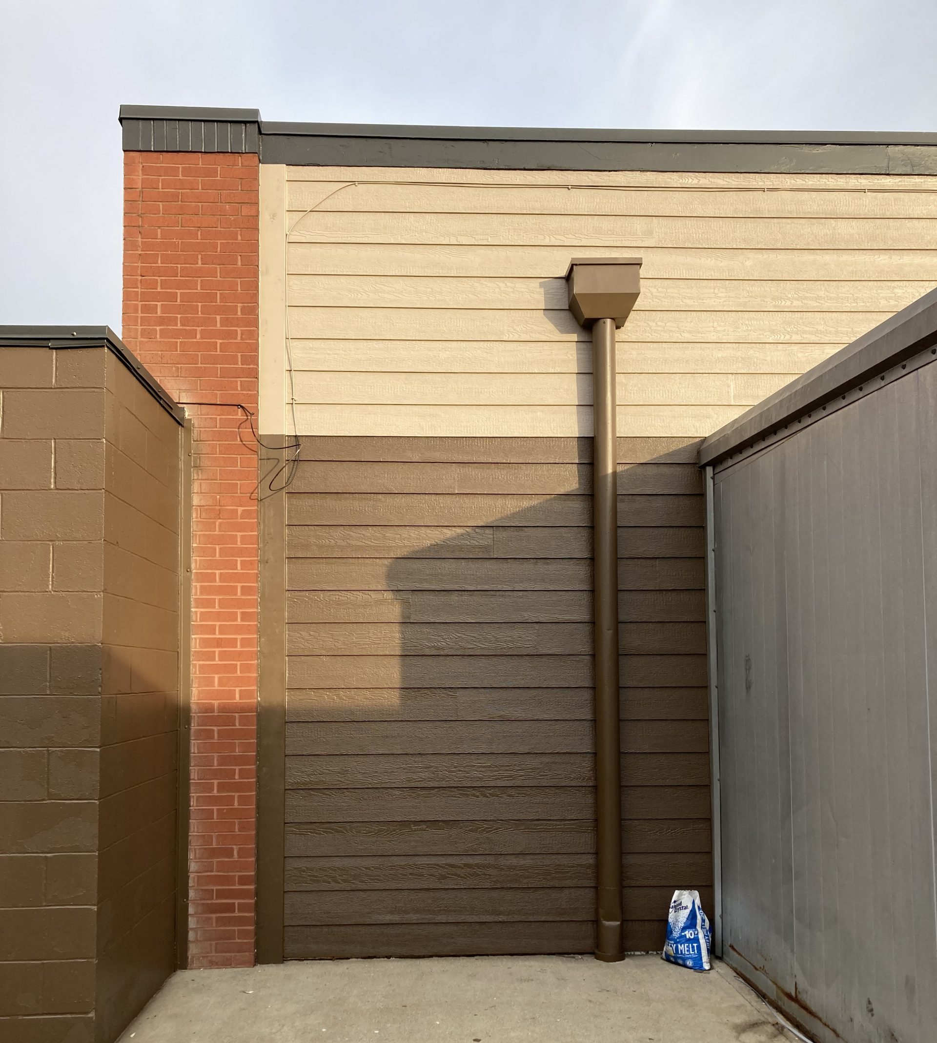 Commercial exterior painting