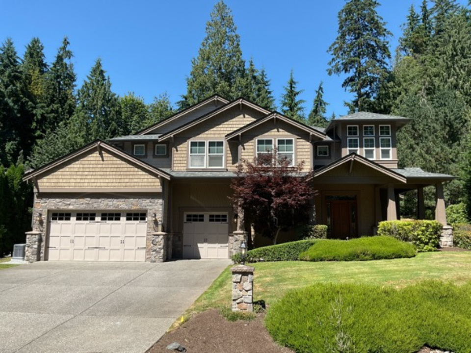 home exterior before repaint