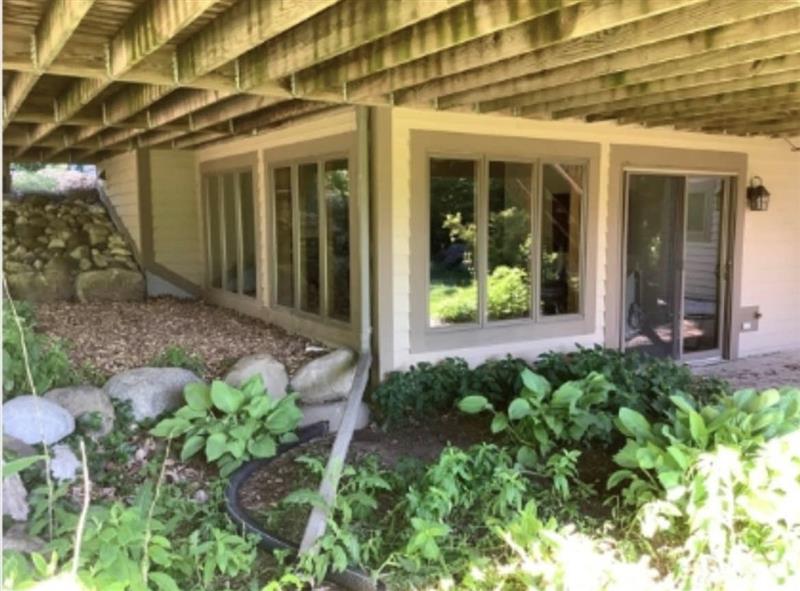 Cedar Siding Lower Deck Before