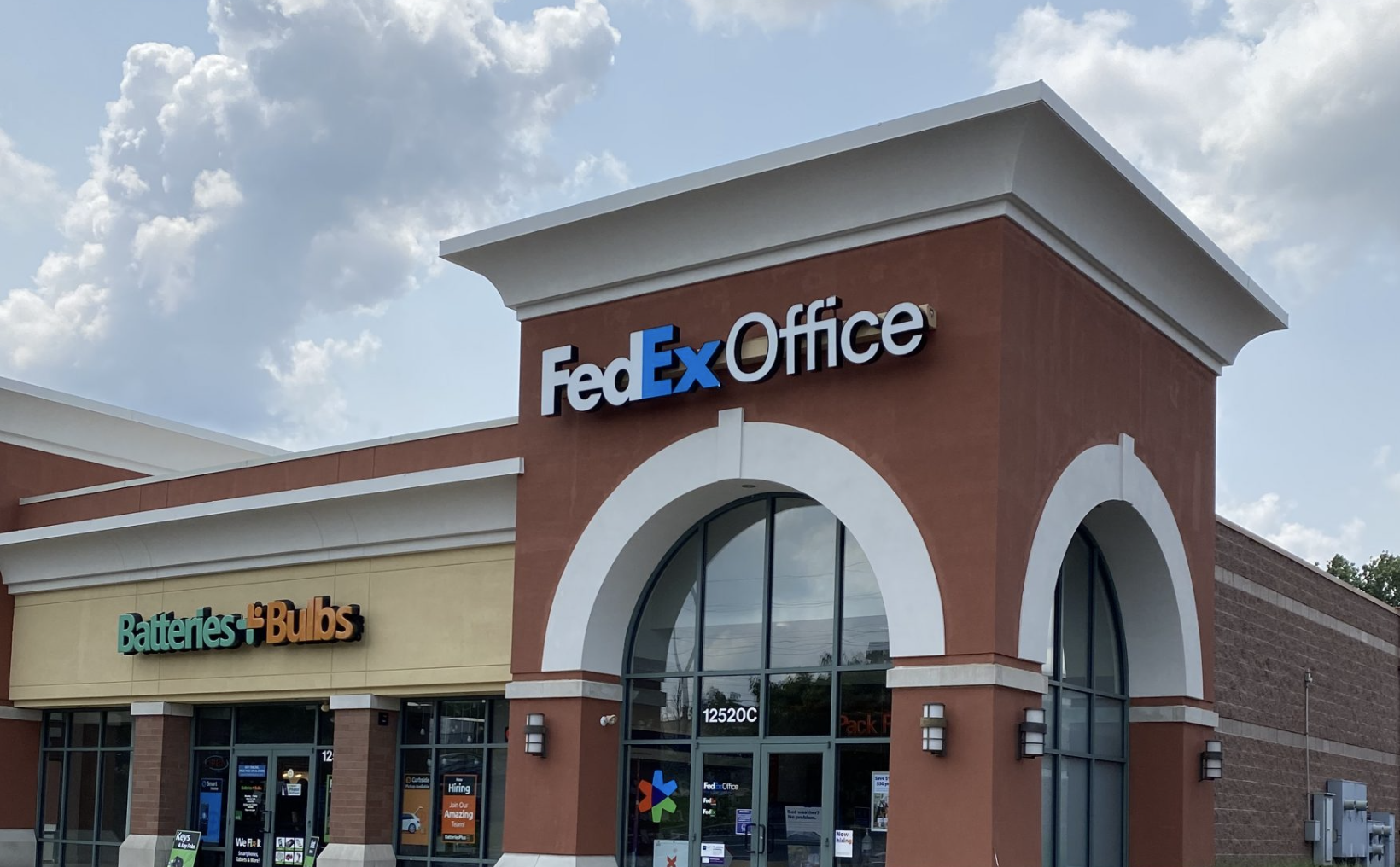 FedEx Storefront