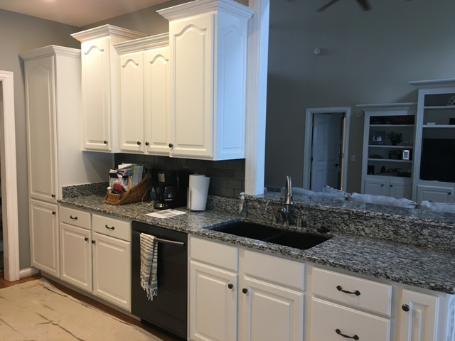 photo of repainted kitchen cabinets