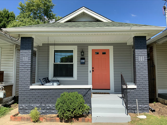 Photo of repainted University of Louisville campus housing