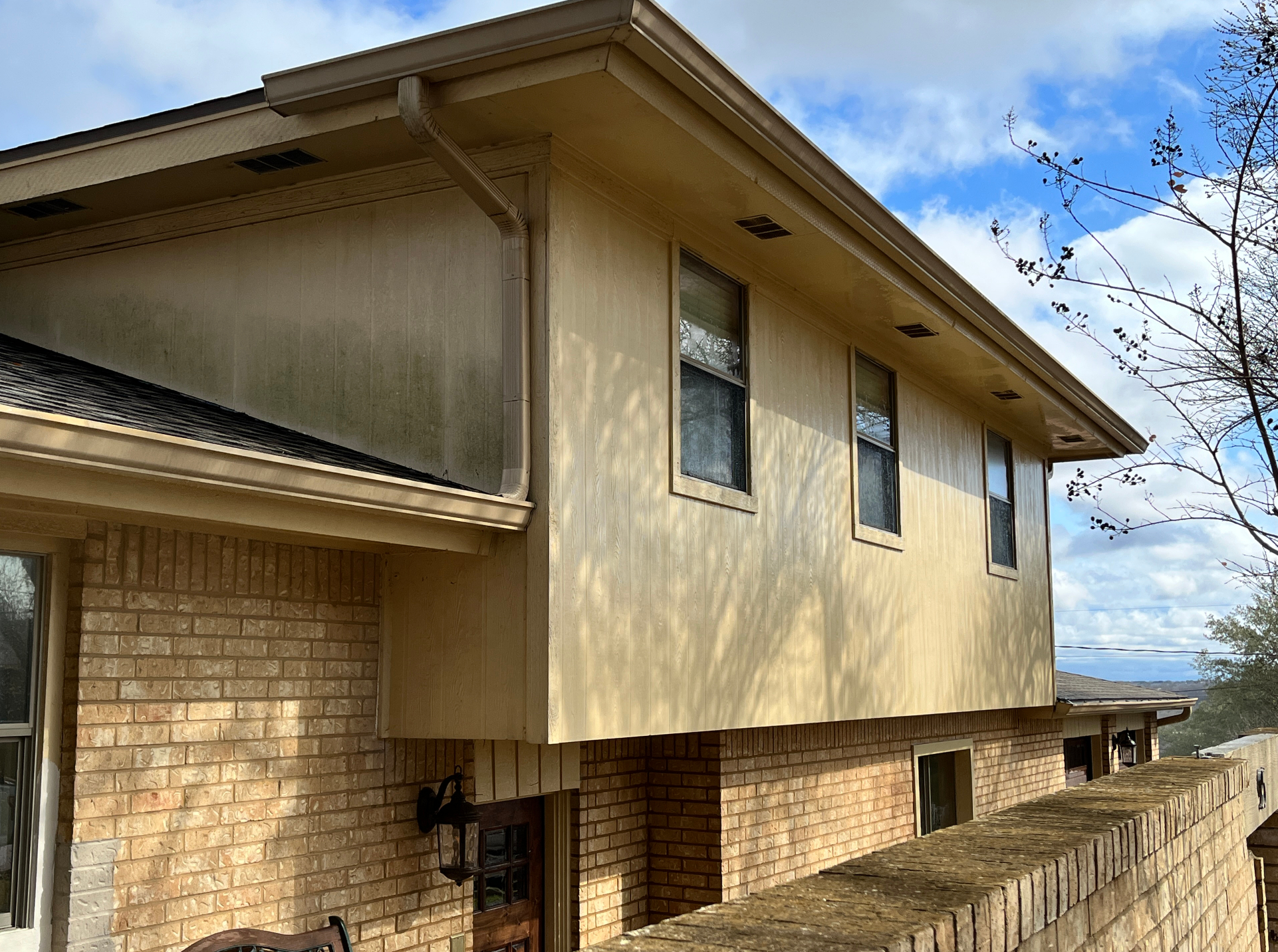 Beige Home Repaired & Repainted in New Braunfels, TX Before