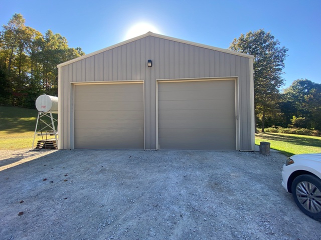photo of repainted garage in scottsurg indiana