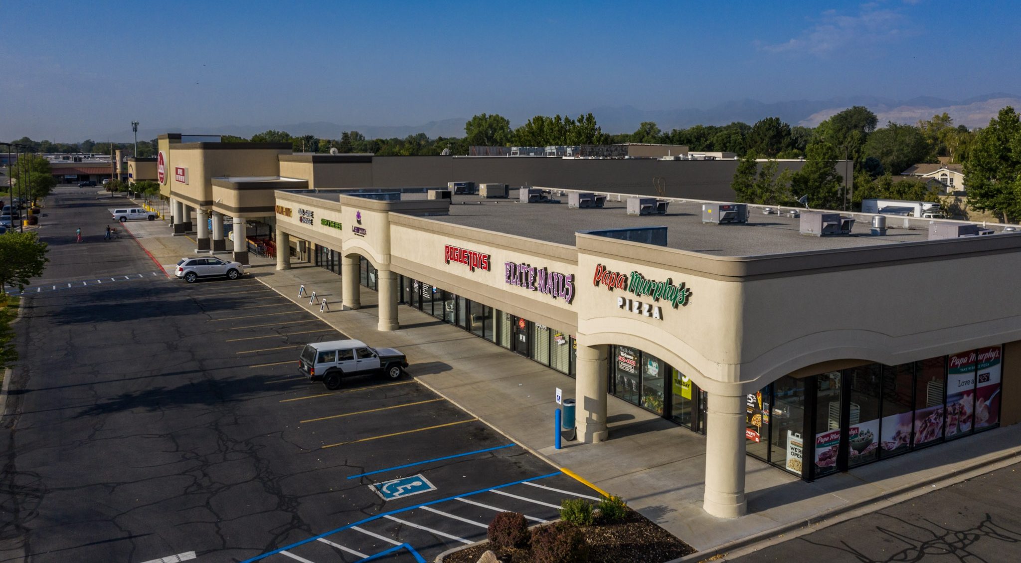 exterior retail painting before