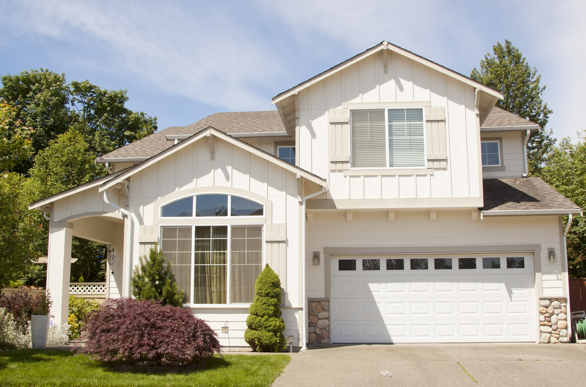 white cream beige siding