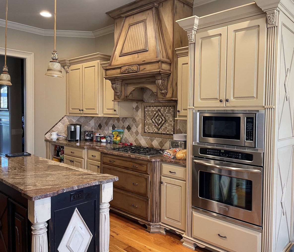 Cabinet Painting in Duncan Before