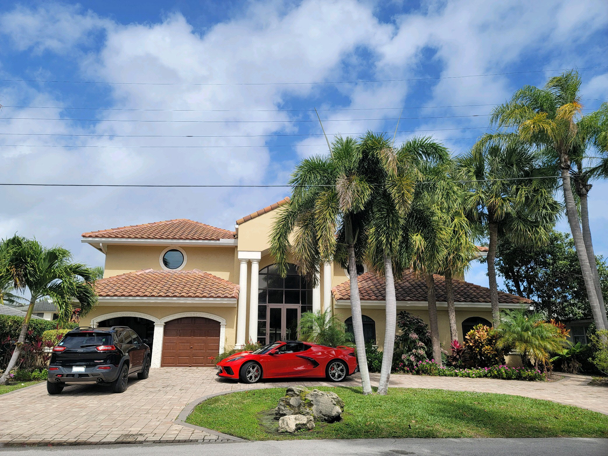 Residential Exterior | Stucco & Aluminum Door and Window Before & After After