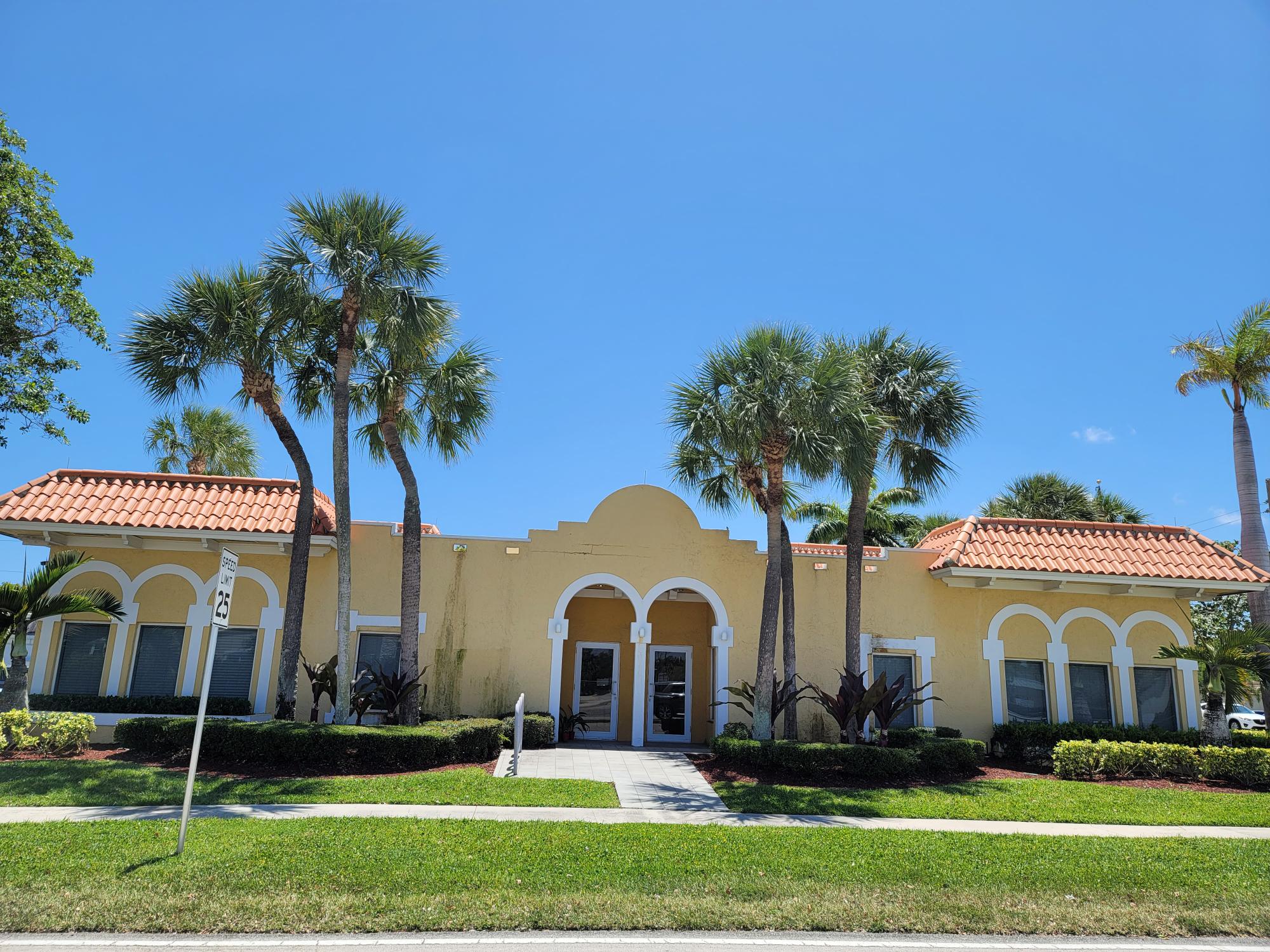 Commercial Exterior | Remax Services Before