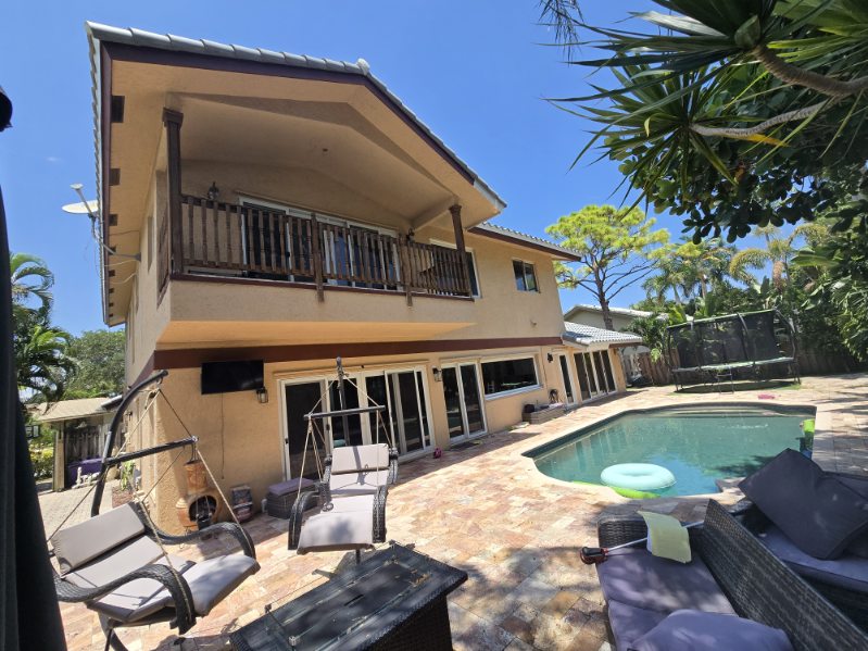 Black and White House Boca Raton, FL