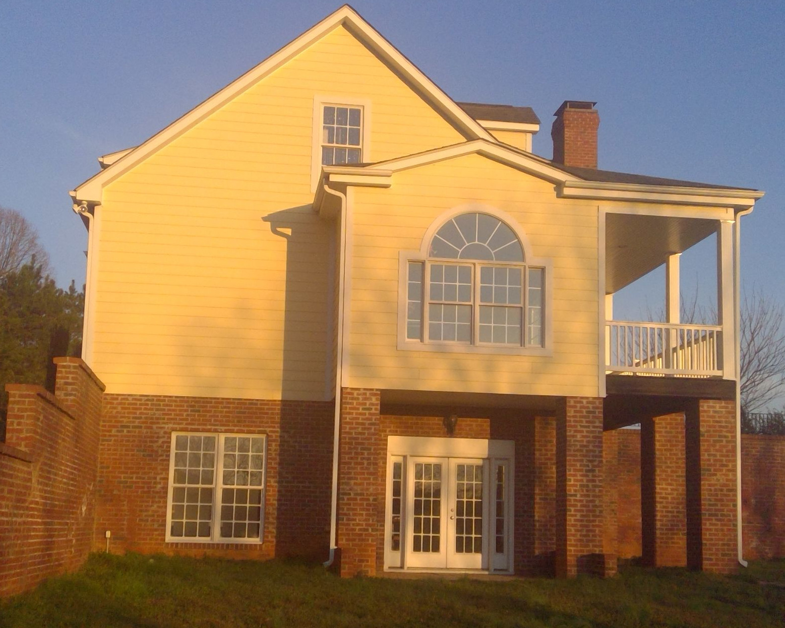 house side view before painting