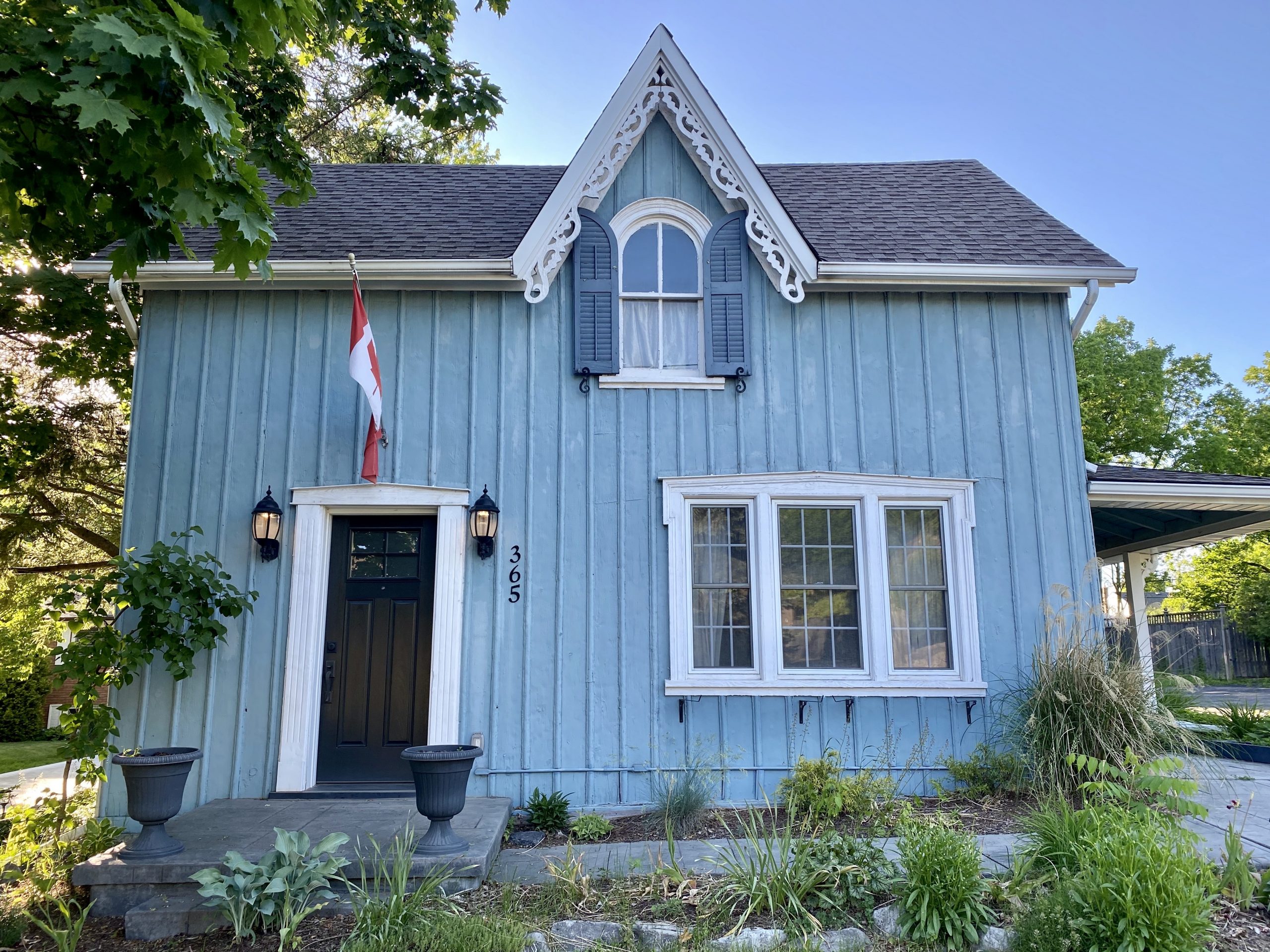 Historic home before color change