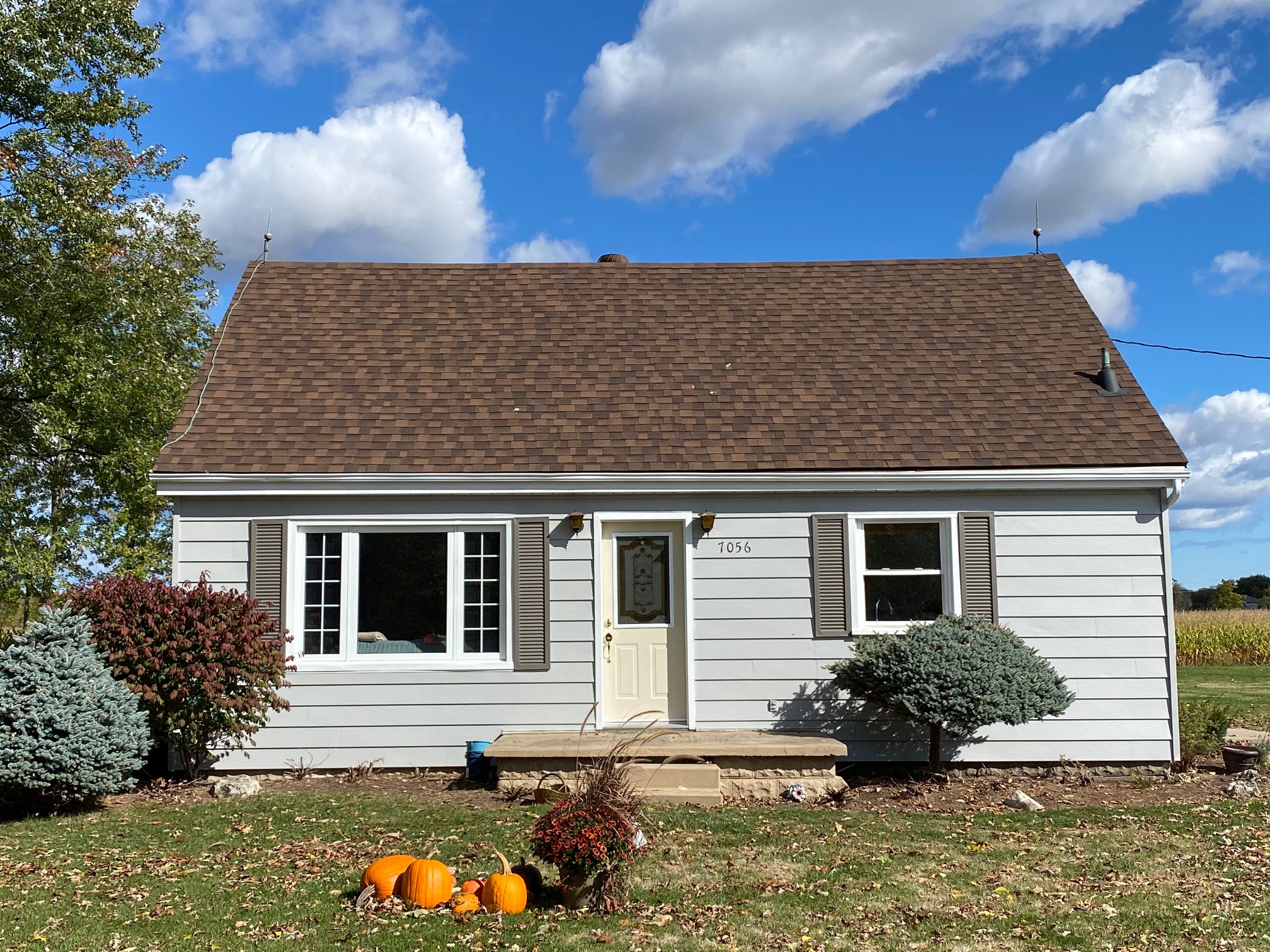 Vinyl and Aluminum Siding Project – Caledonia Ontario After