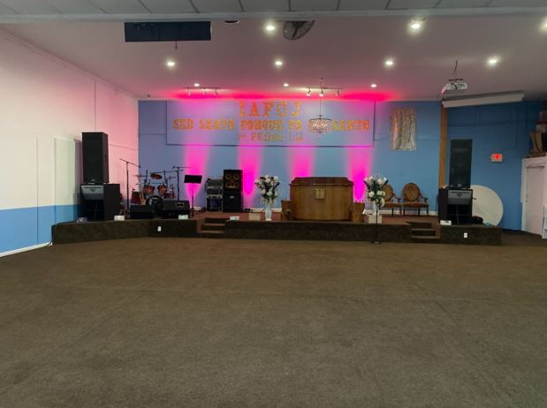 Iglesia Apostolica De La Fe En CristoJesus community center two tone painting scheme by local germantown painters