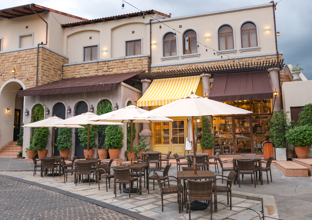 restaurant