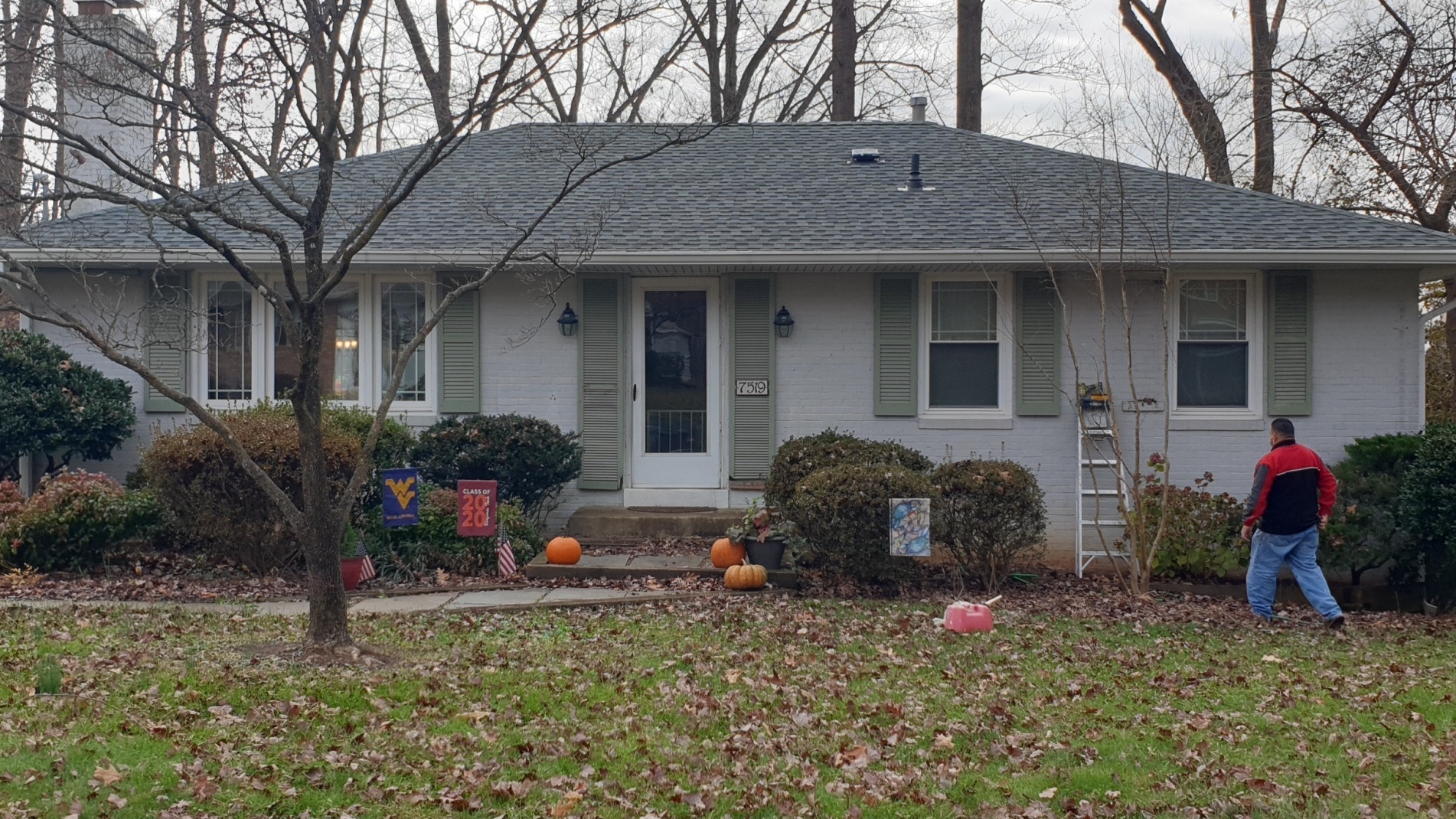 Home before exterior repaint