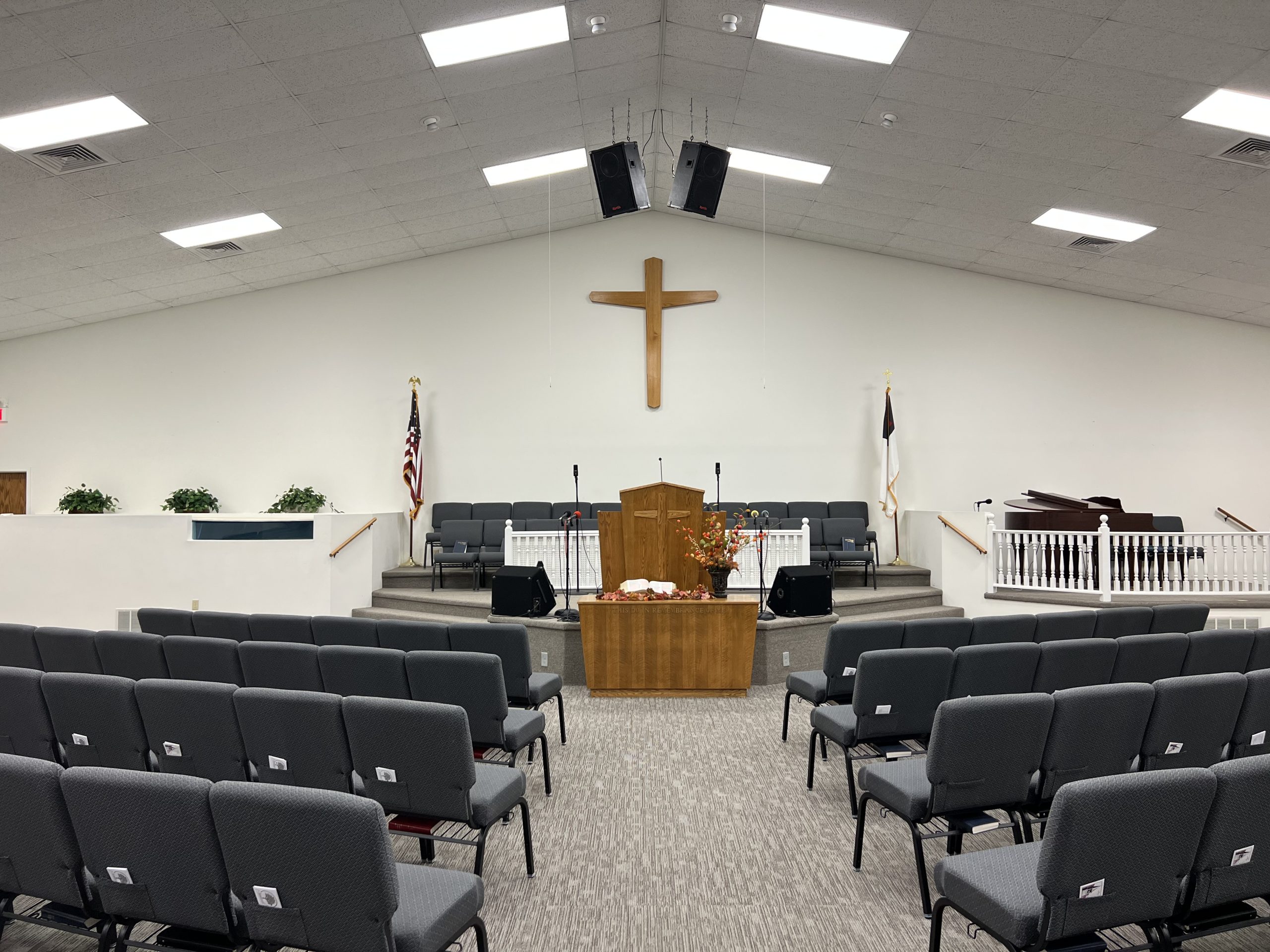 Cream color Church Auditorium in Sharpsburg, GA, before commercial interior painting project by CertaPro Painters of Peachtree City/Coweta County, GA