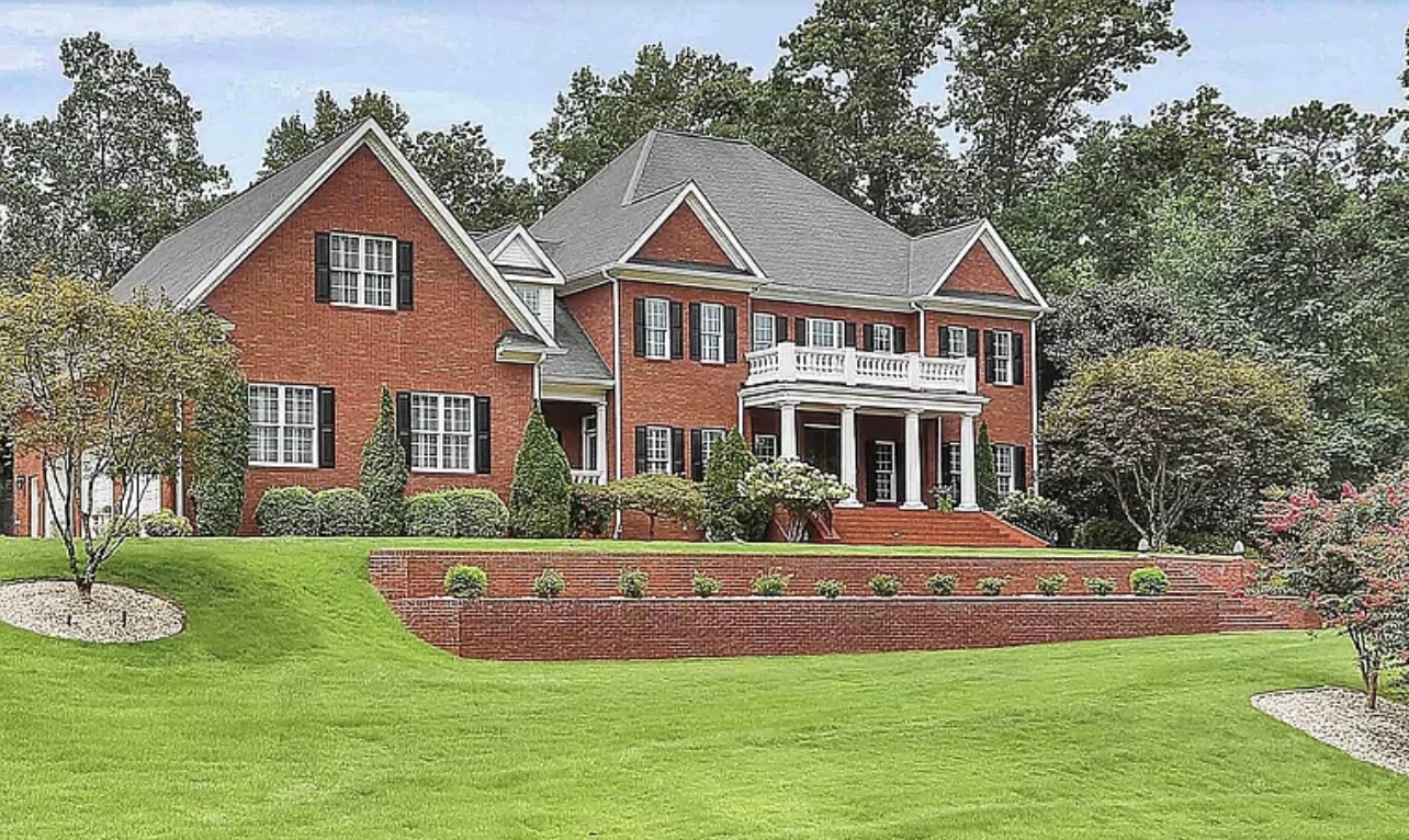 masonry house exterior before painting