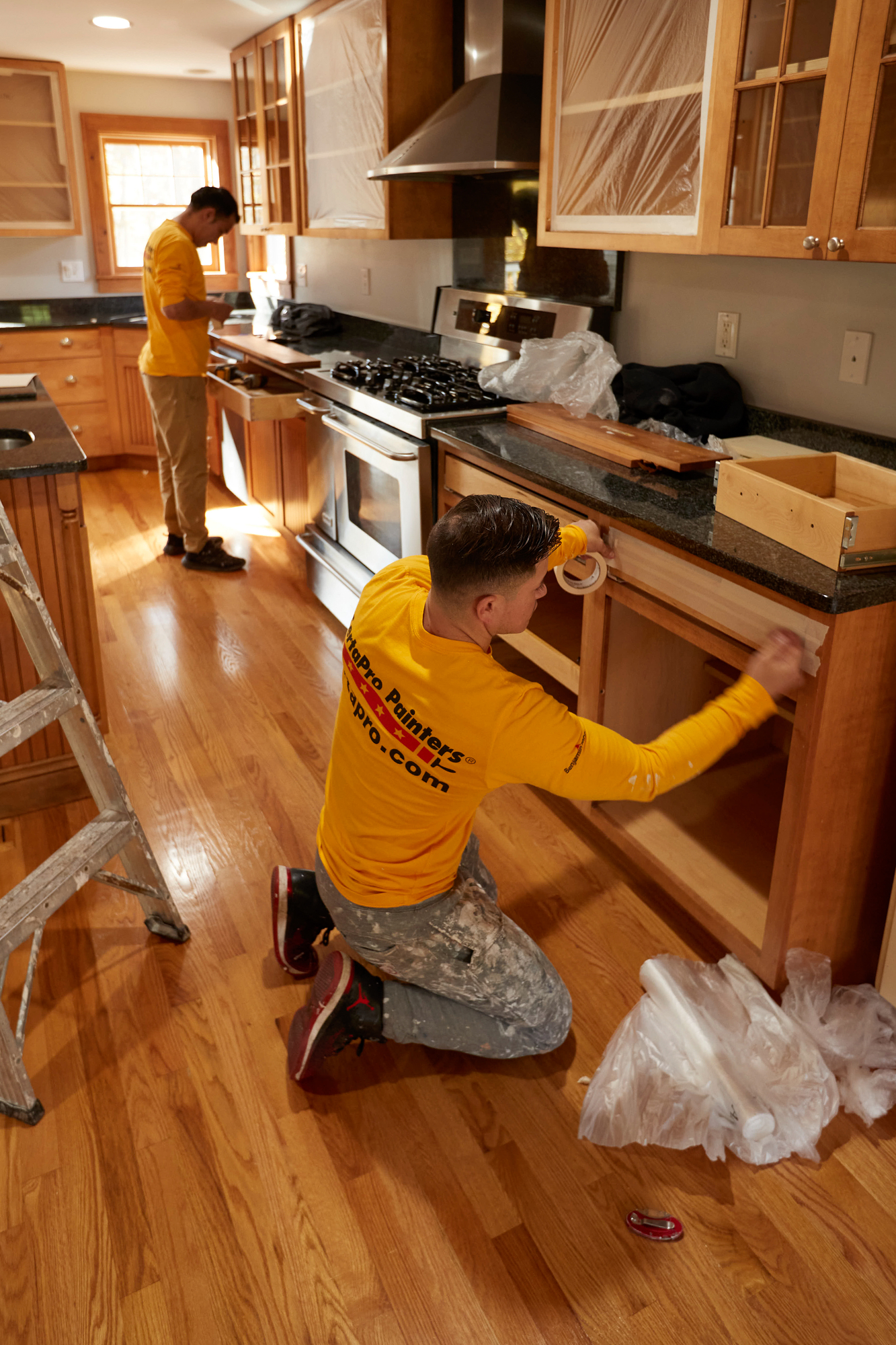 cabinet painting and refinishing
