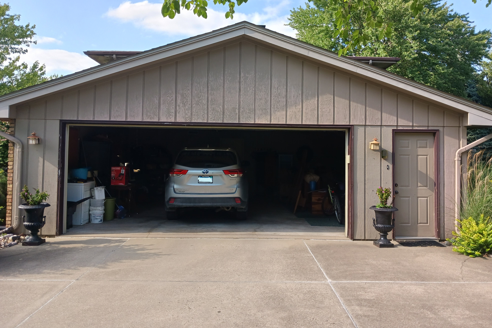 bloomington exterior before