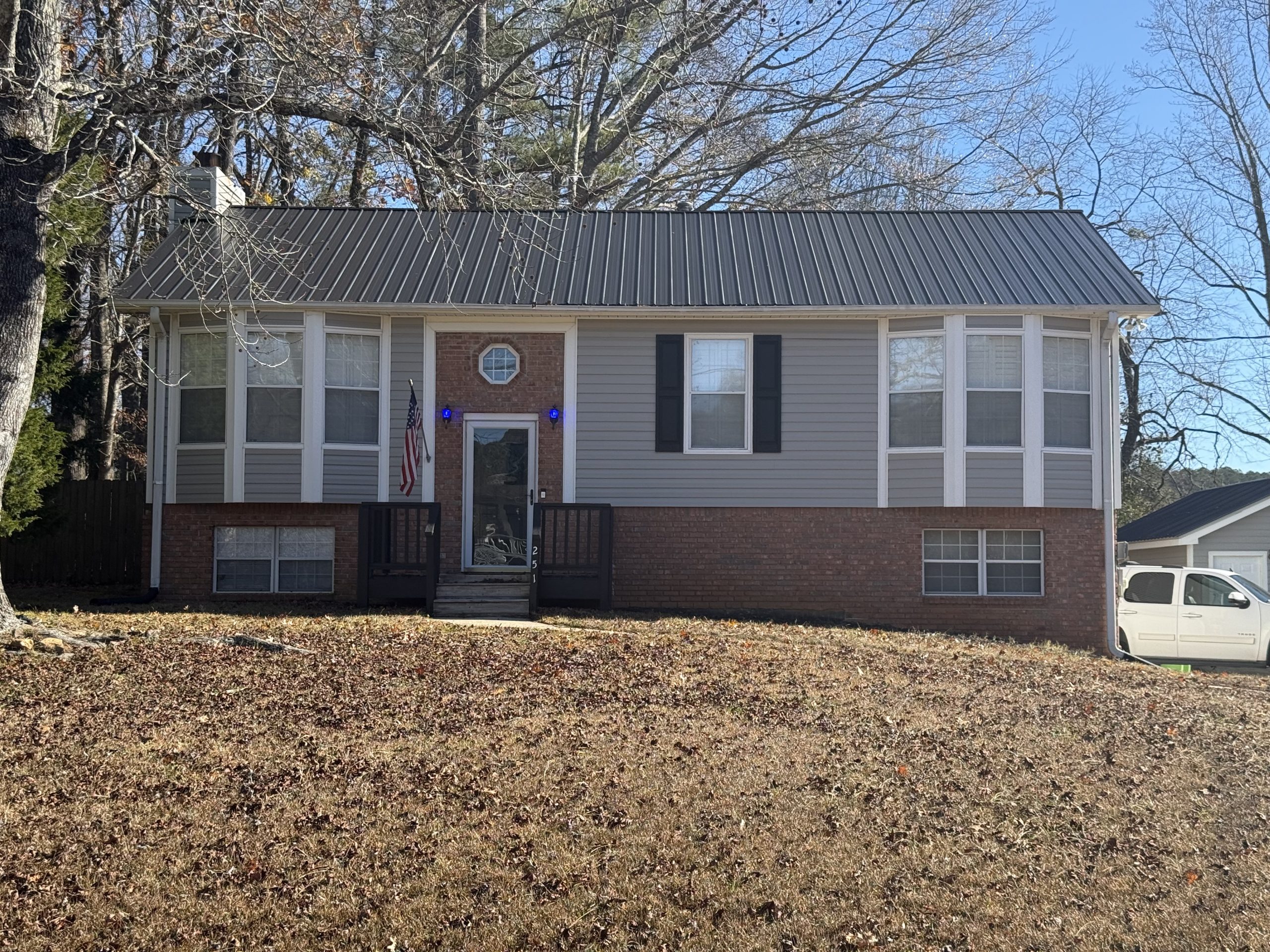 Springville Exterior Metal Roof and Vinyl Siding Painting Before & After After