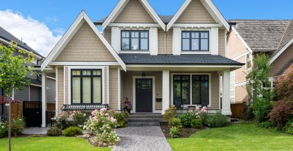 Candler – Exterior