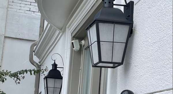 lantern and railing painting