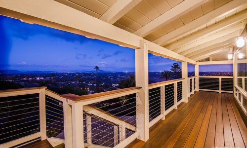 Deck staining in style