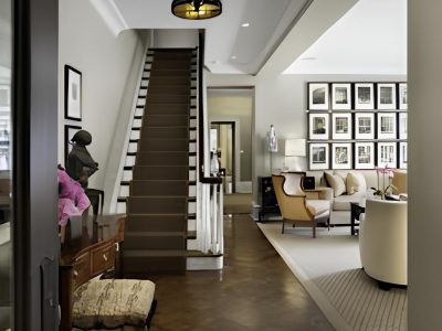 Foyer & Stairway