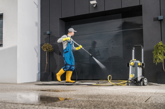 power washing exterior