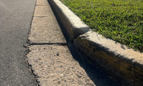 Low Visibilty for Curb Markings
