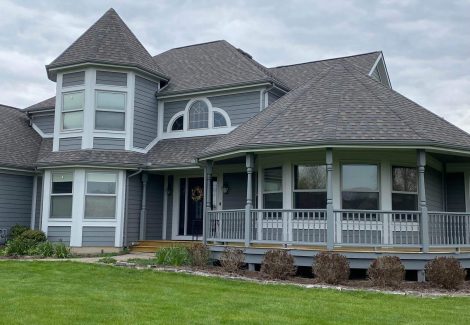 Large Property with Pergola